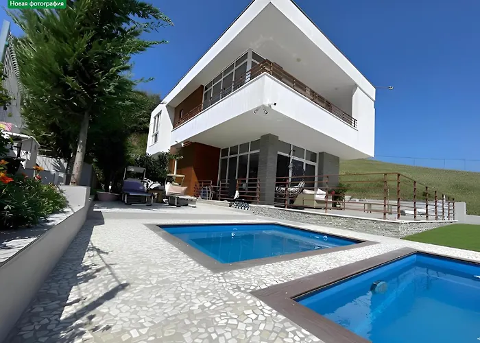 别墅 Farka Luxury 地拉那