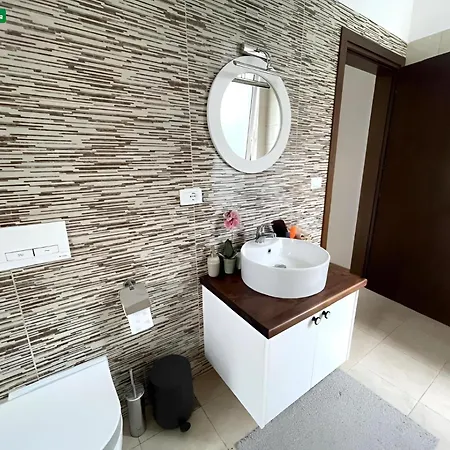 Farka Luxury * Tirana