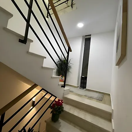 Villa Farka Luxury Tirana