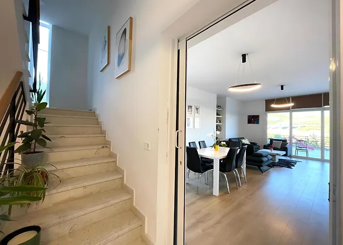 Farka Luxury Villa *